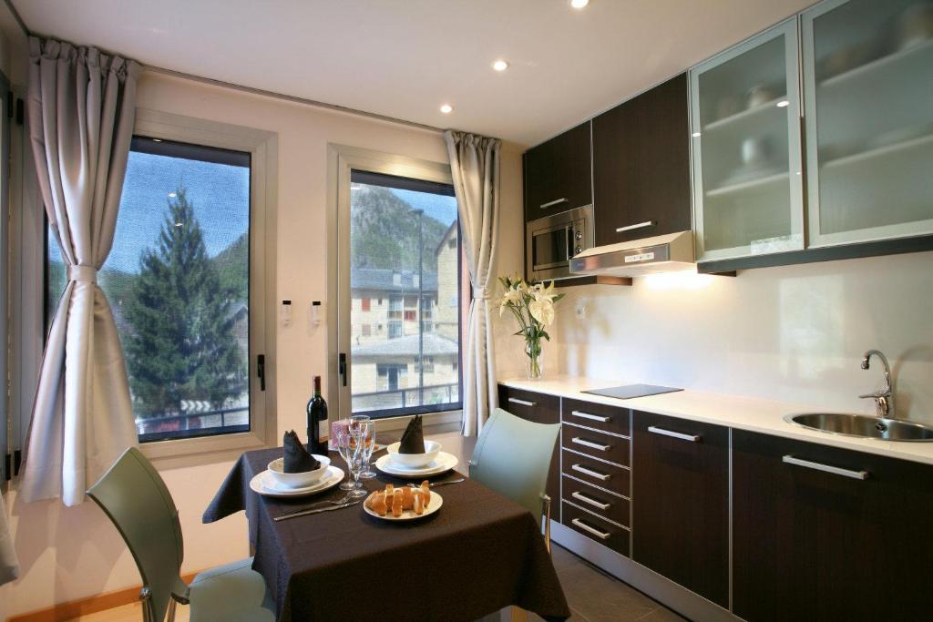 La Faiada Apartman El Pont de Suert Szoba fotó