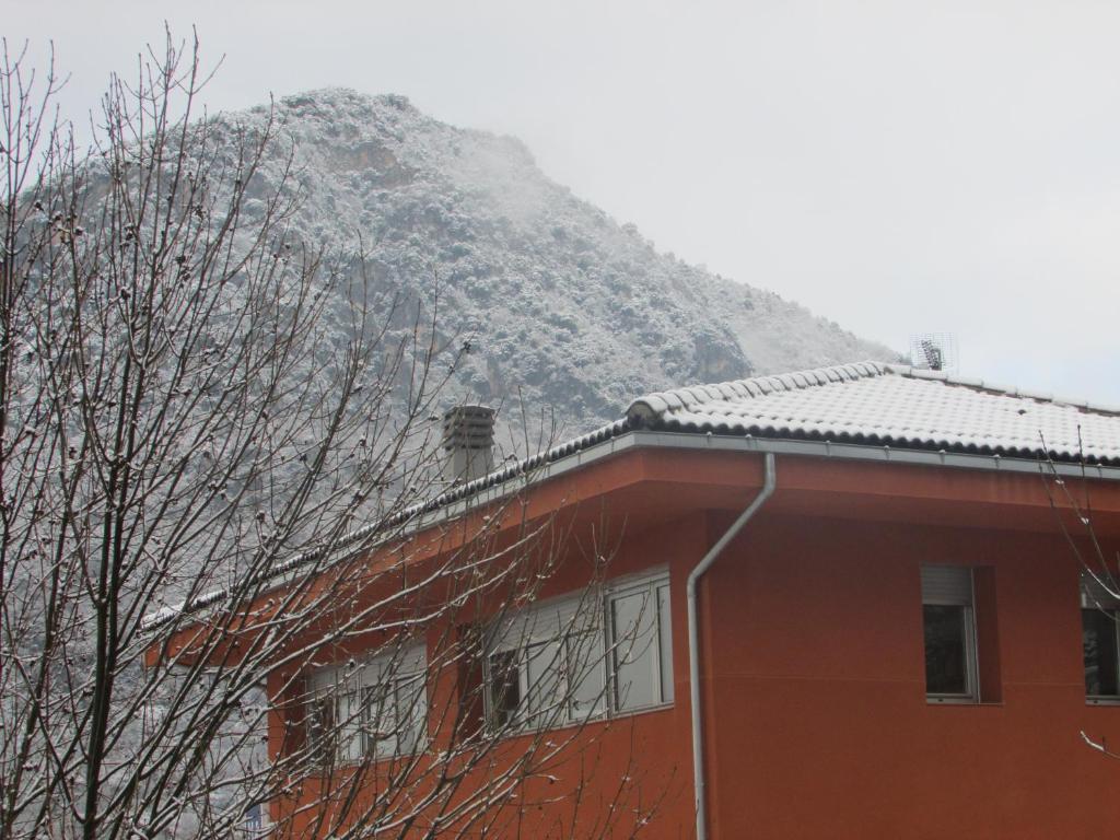 La Faiada Apartman El Pont de Suert Szoba fotó